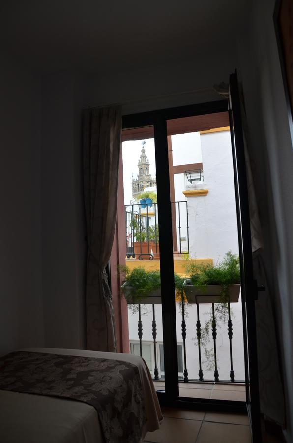 Hotel Dona Lina Sewilla Zewnętrze zdjęcie