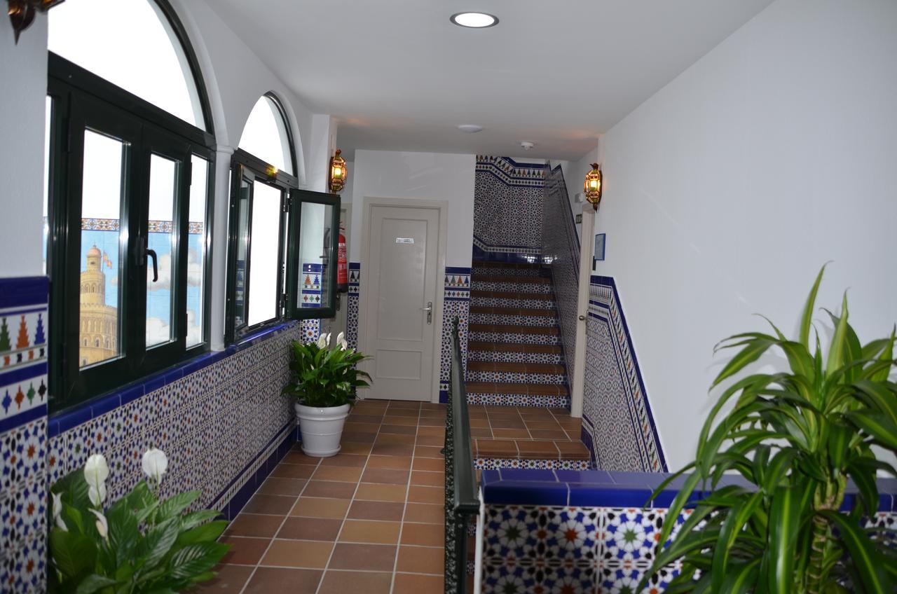 Hotel Dona Lina Sewilla Zewnętrze zdjęcie