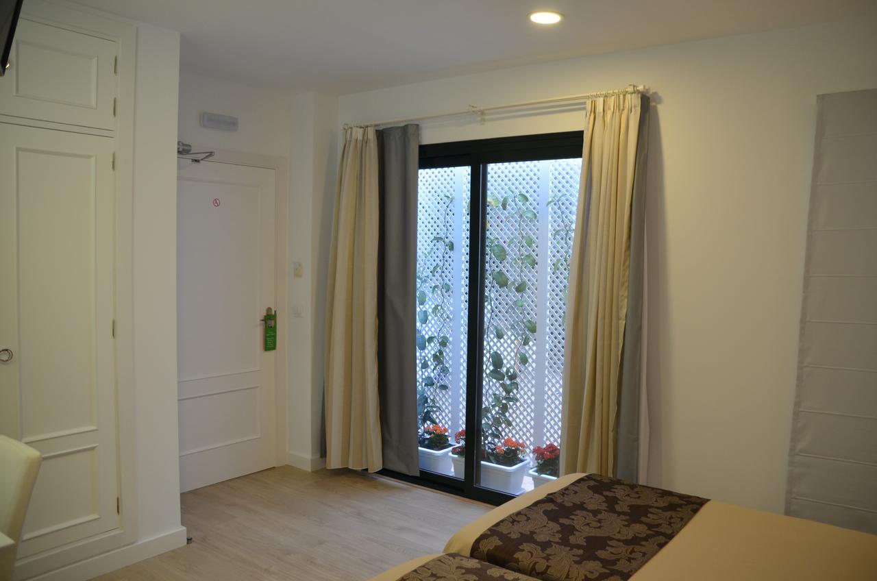 Hotel Dona Lina Sewilla Zewnętrze zdjęcie
