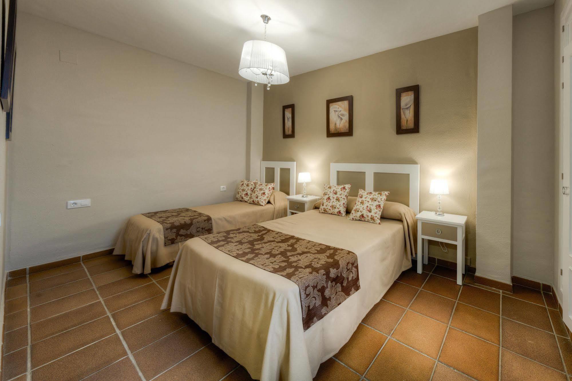 Hotel Dona Lina Sewilla Zewnętrze zdjęcie